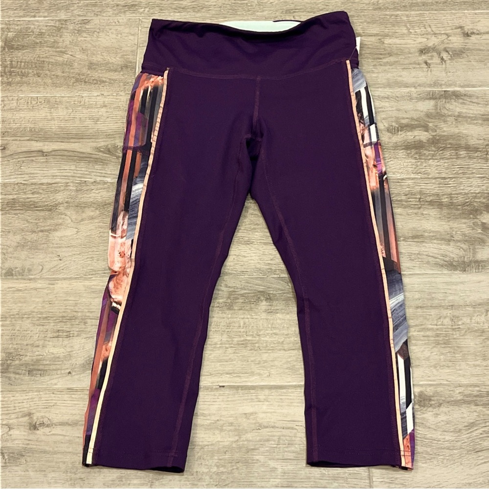 Brooks Greenlight Capri Running Athletic Berry Workout 221349 Legging‎ Size XS